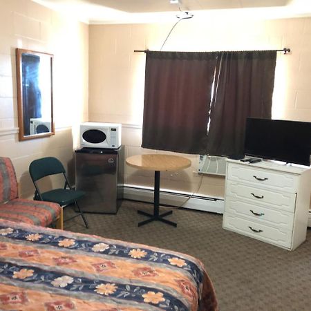 Bluebird Motel Innisfail Buitenkant foto
