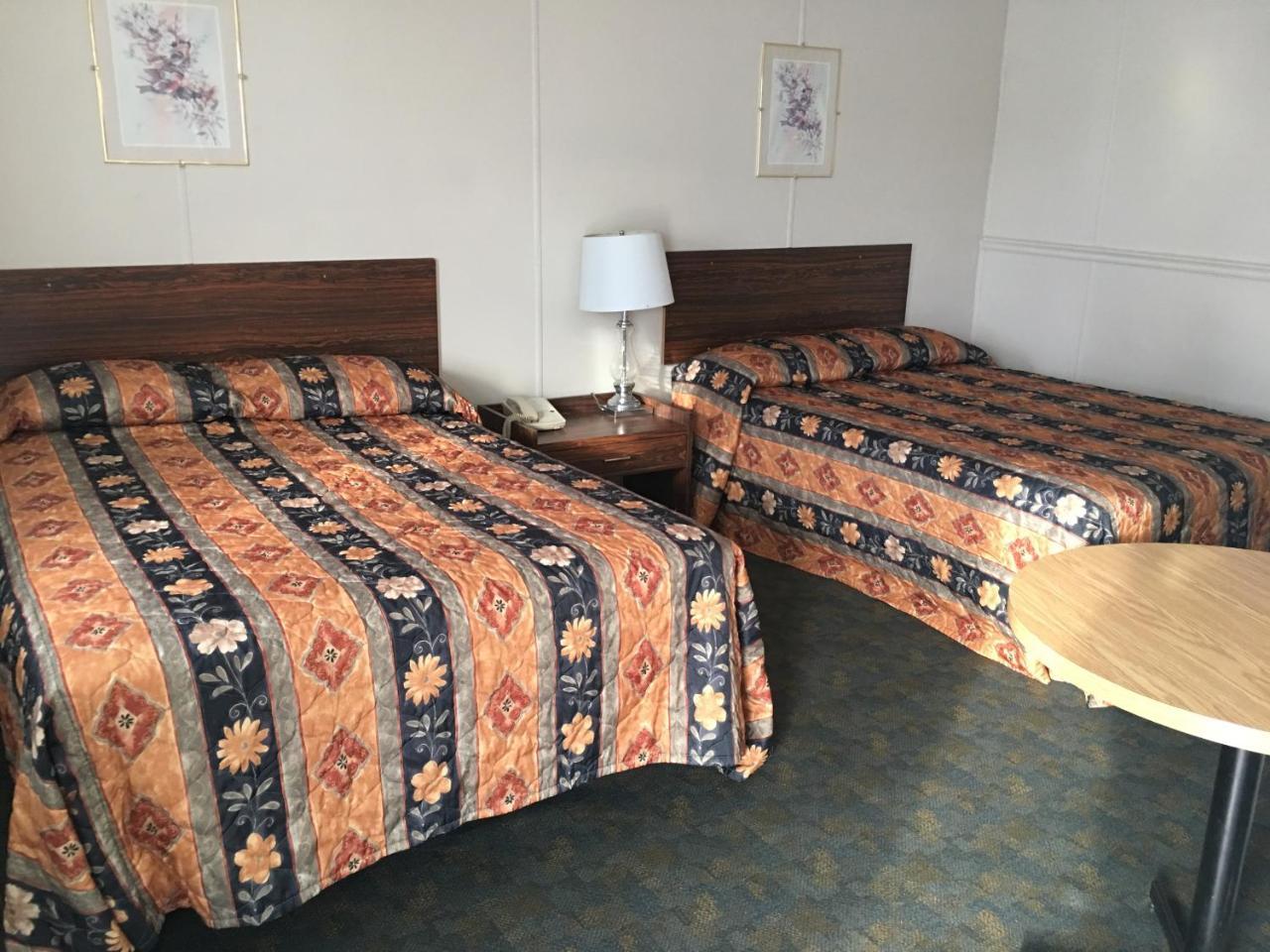 Bluebird Motel Innisfail Buitenkant foto